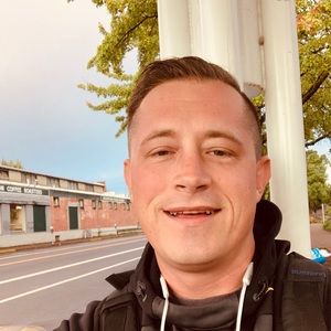 Meet your Posher, Stephen